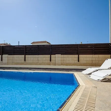 196 Villa Protaras